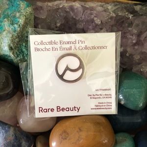 RARE beauty pin 🌟